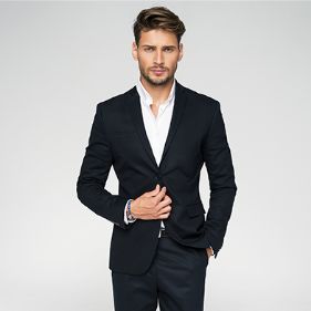 Půjčování a prodej<br>pánských obleků